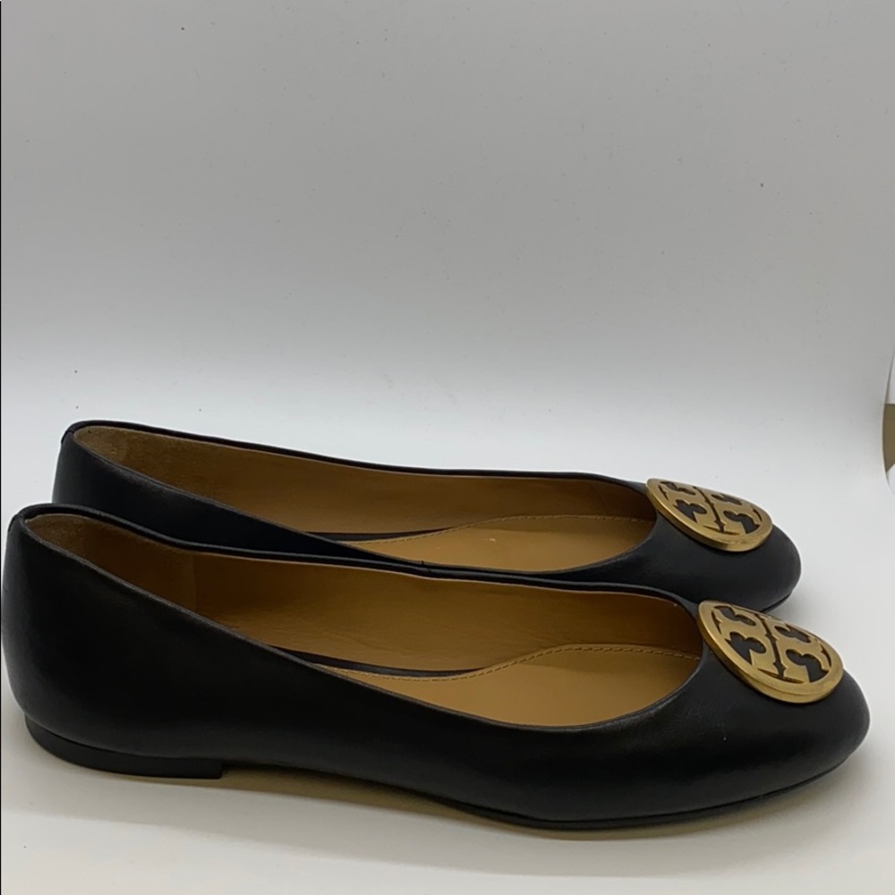 Néw! Tory Burch Flats - Picture 3 of 5